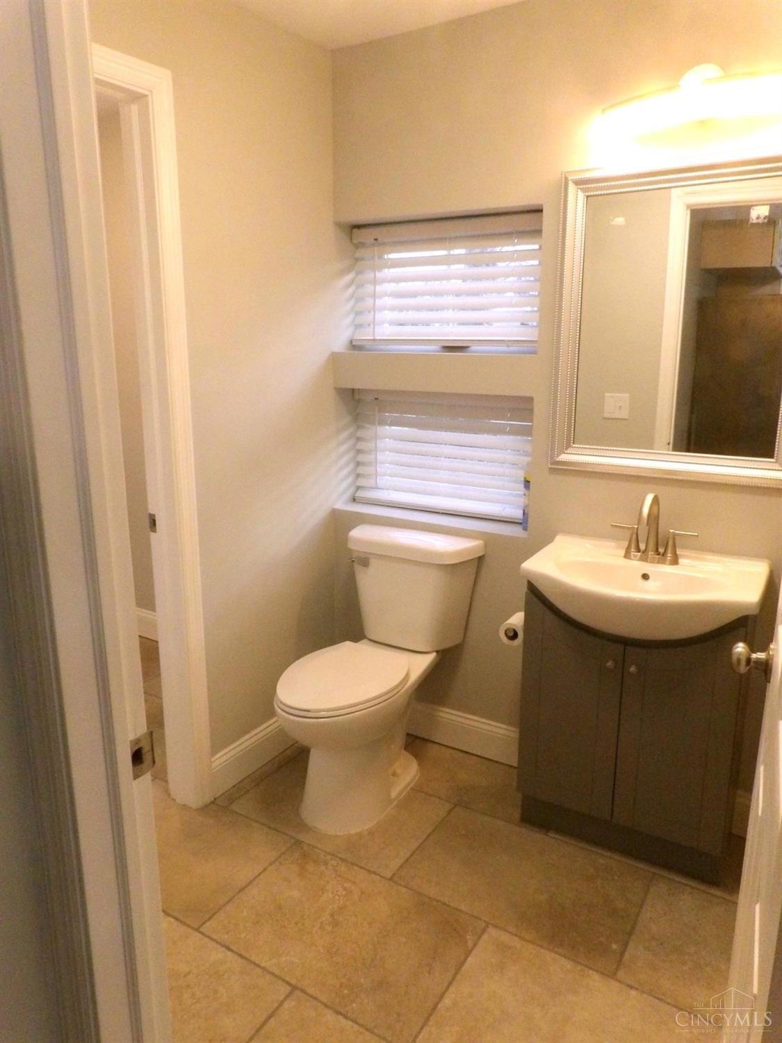 4638-sycamore-rd-cincinnati-oh-23