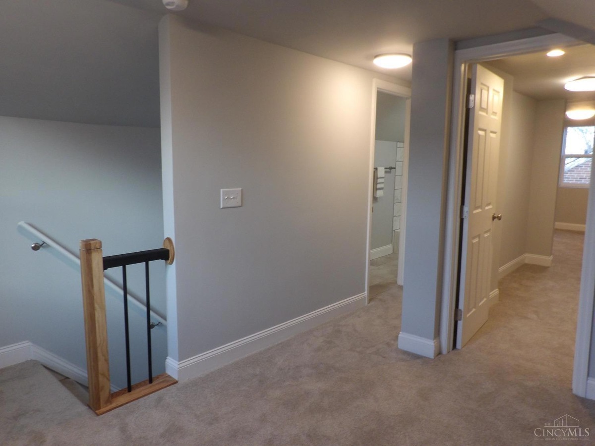 4638-sycamore-rd-cincinnati-oh-25
